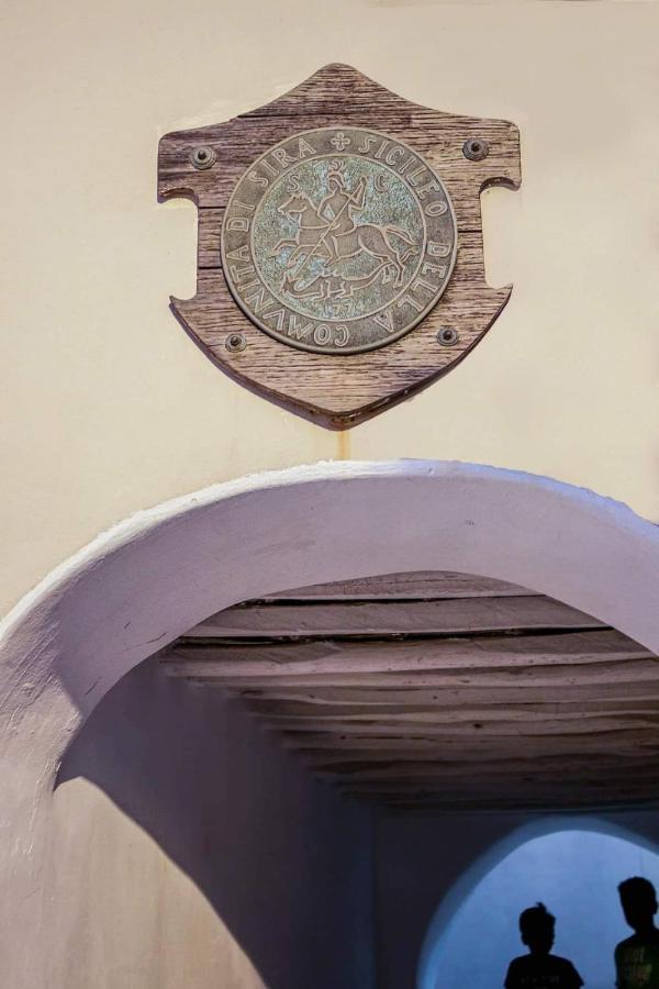 Azura, Traditional Residence In Ano Syros Exterior photo